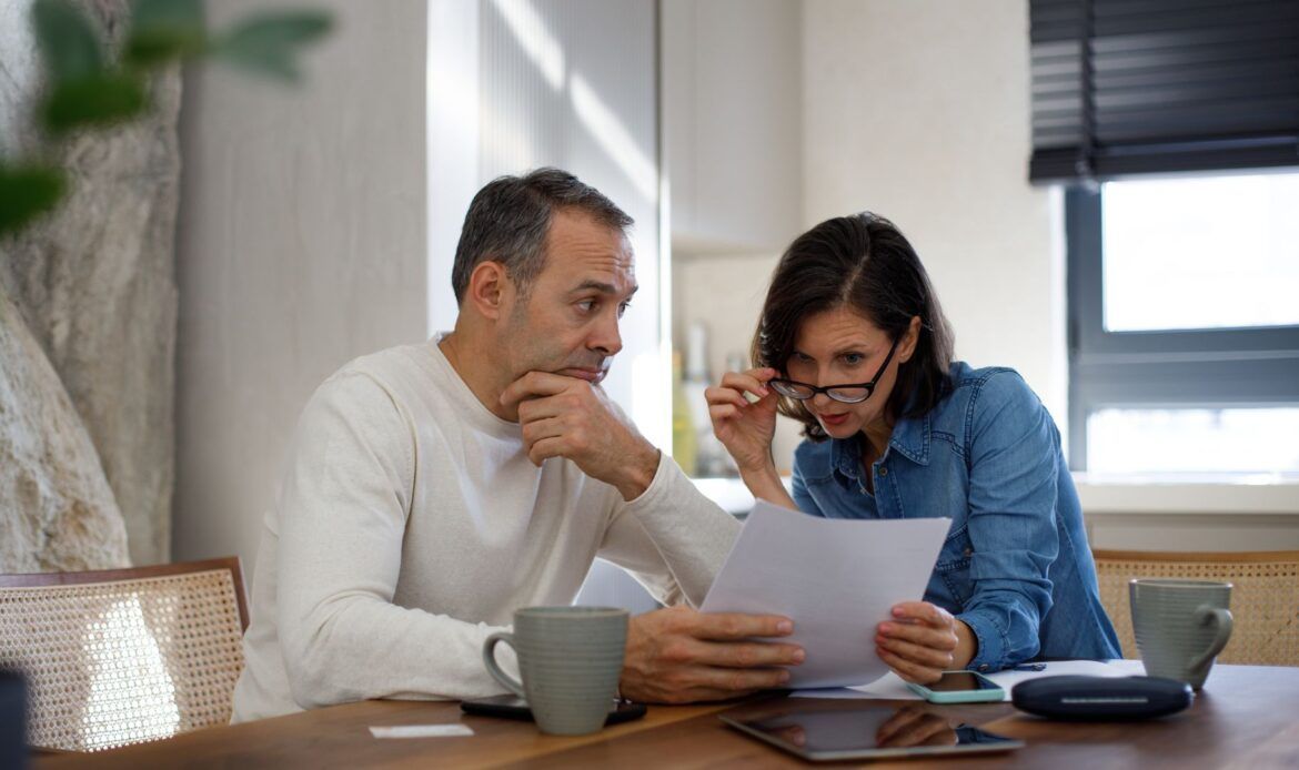 ¿Qué pasa si una empleada de hogar trabaja sin contrato?